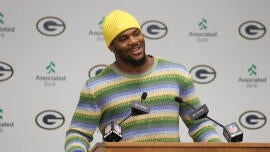 Micah Parsons makes Packers practice debut; Week 1 status uncertain due to back sprain, per report