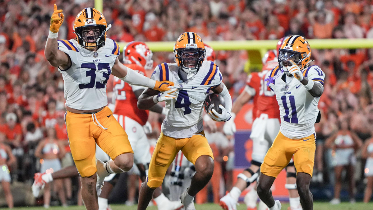 School Soccer Playoff Rankings projection: Ohio State, LSU, Miami, Penn State in line for first-round byes