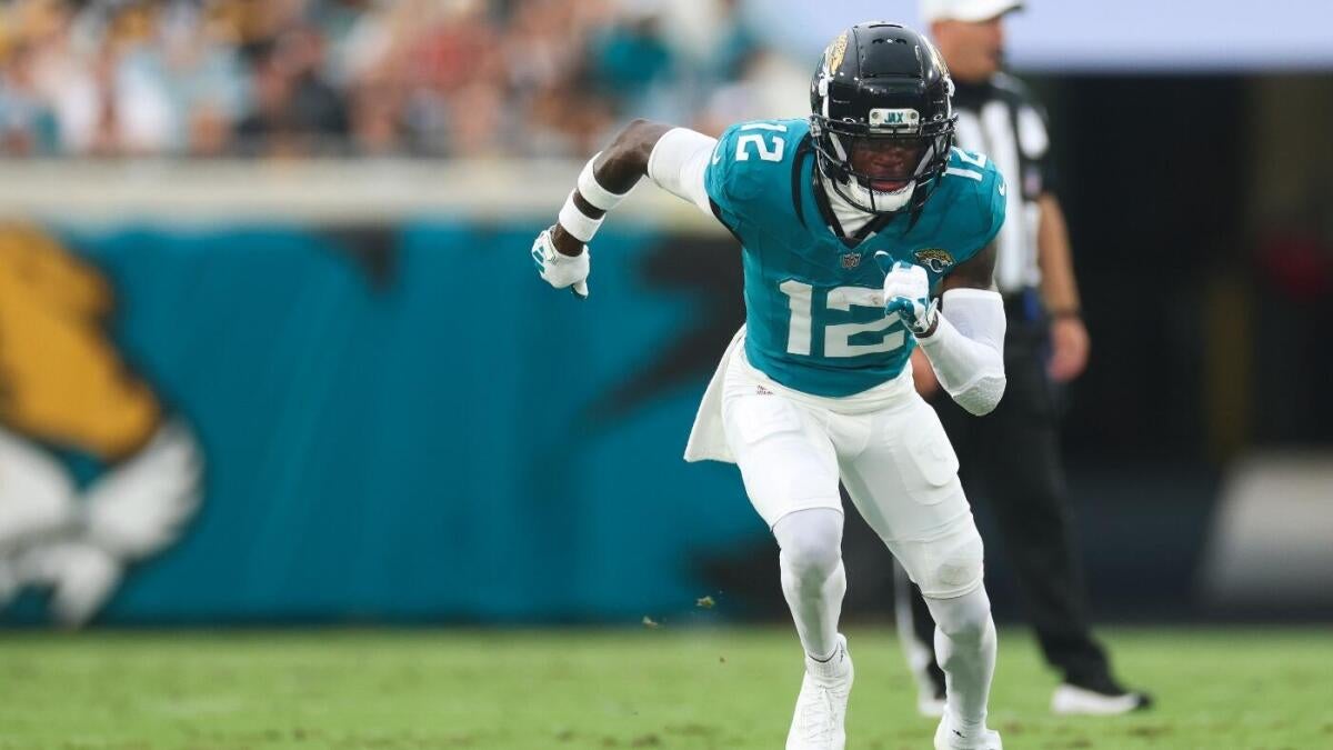 https://sportshub.cbsistatic.com/i/r/2025/09/01/df43a807-3ebb-49d7-975e-b13913ffda2c/thumbnail/1200x675/5966fa23a90b58af8e06dad71cf8e30a/travis-hunter-jaguars-getty-images.jpg