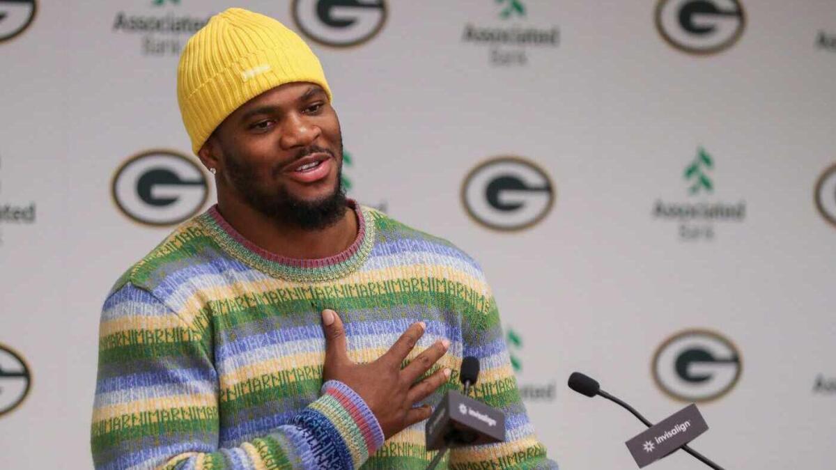 https://sportshub.cbsistatic.com/i/r/2025/09/01/e6b09df7-7488-4aea-aa36-7f63c0601fca/thumbnail/1200x675/d002c410e613ecebbec8afa6b96998e9/usatsi-26956599-2.jpg