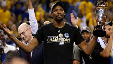 kd-trophy-getty.png
