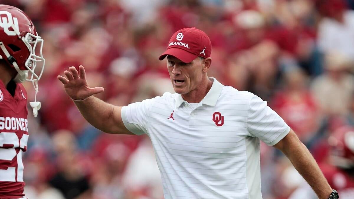 Oklahoma coach Brent Venables explains transfer RB Jaydn Ott's lack of production in Sooners opener