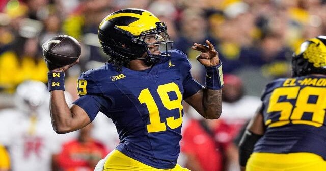 https://sportshub.cbsistatic.com/i/r/2025/09/02/b7ab65e6-7f0d-4aeb-b5f2-9c617196d157/thumbnail/640x360/06517827ba6b14eaf3ec6607bcbf1117/usatsi-26972399.jpg?width=1200&height=628&crop=1.91:1&fit=cover
