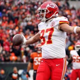 travis-kelce-td.jpg
