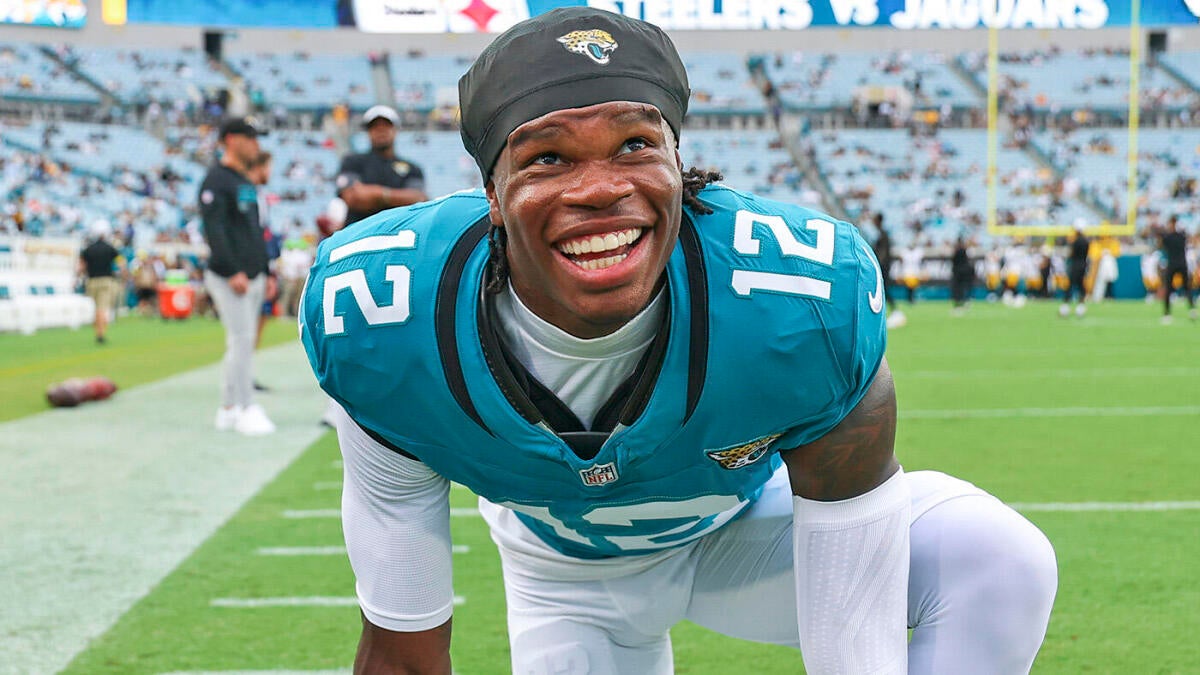 https://sportshub.cbsistatic.com/i/r/2025/09/04/a9db7704-3664-4e11-aa57-8d3cf5a1fd71/thumbnail/1200x675/4e547ca1057897efa25da731f6b0e224/travis-hunter-jags-g.jpg