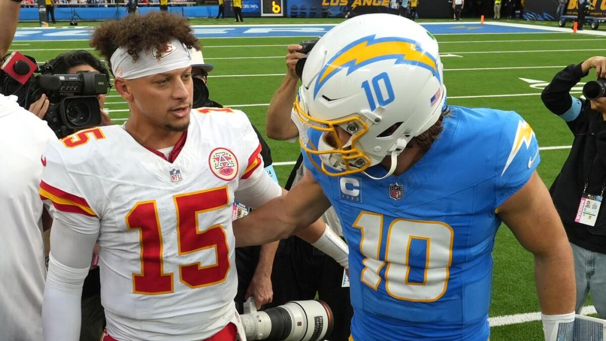DraftKings promo code: Get $300 bonus and $200 off NFL Sunday Ticket for Chiefs vs. Chargers, NFL, college football betting on Friday