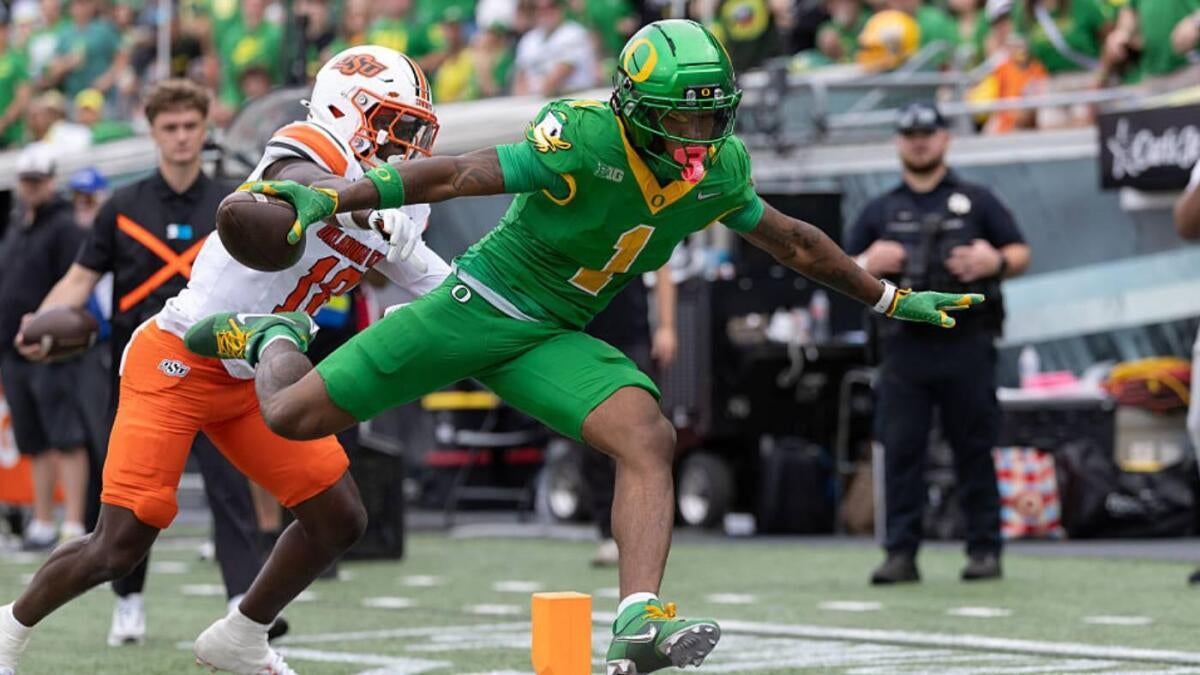 No. 6 Oregon flattens Oklahoma State: Ducks hand Cowboys worst loss in Mike Gundy era
