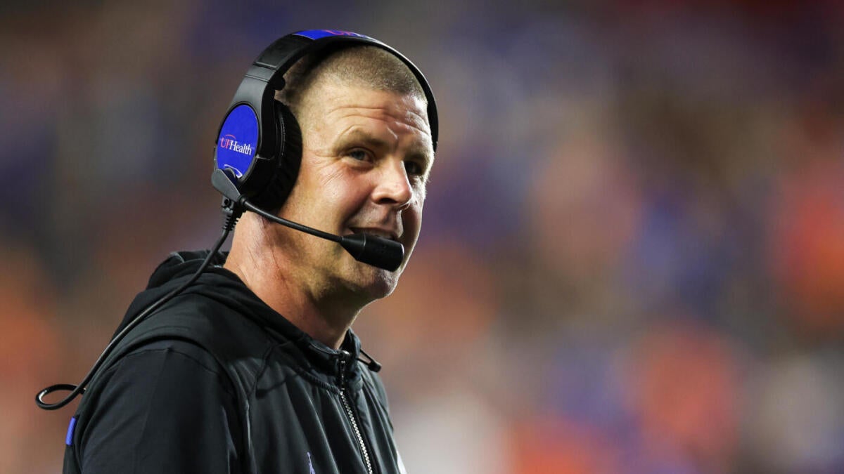 School soccer winners, losers in Week 2: Florida’s Billy Napier underneath hearth, Arch Manning finds favourite WR