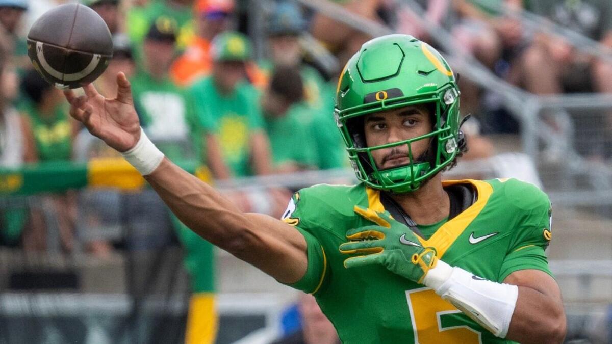 Oregon vs. Northwestern prediction, odds, time: 2025 faculty soccer Week 3 picks from confirmed mannequin