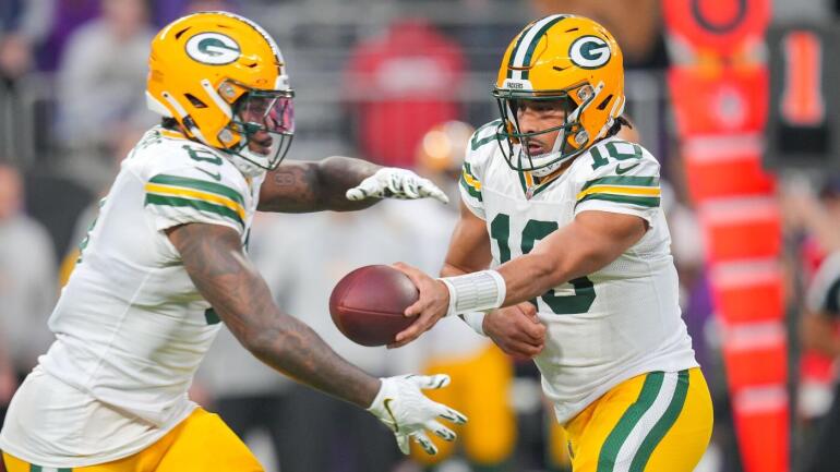 jordan-love-josh-jacobs-cbs.jpg