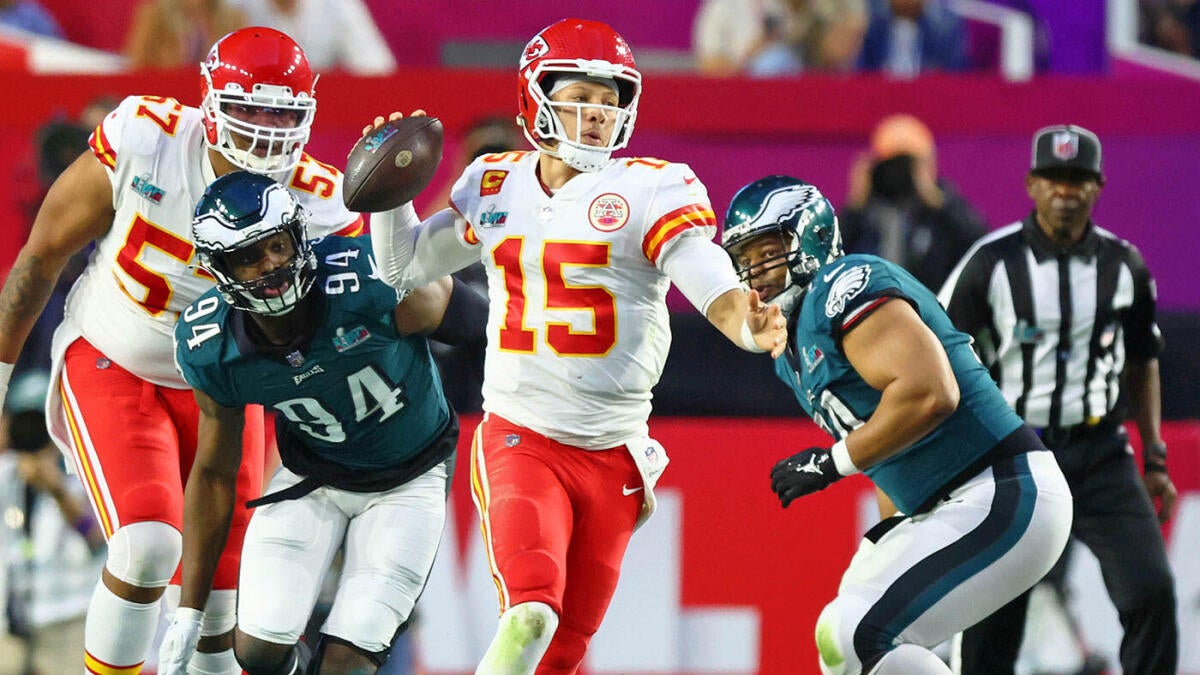 https://sportshub.cbsistatic.com/i/r/2025/09/09/ad38ade9-53e9-4c50-bf41-499786dc7155/thumbnail/1200x675/3fd9b0ae67f9af472d3023cc7f34c0ec/mahomesa-jpeg.jpg