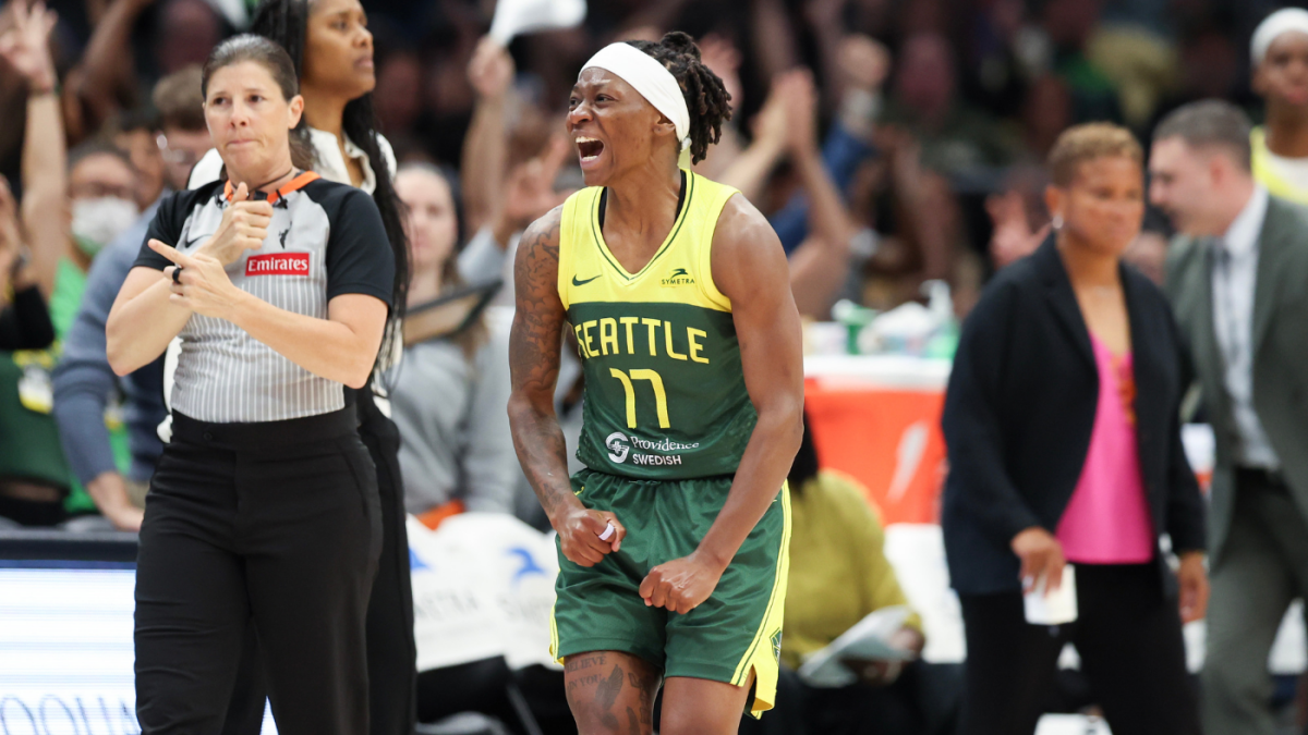 2025 WNBA playoffs: Storm clinch ultimate spot with dramatic comeback win over Valkyries