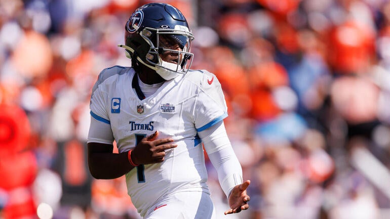 Tennessee Titans v Denver Broncos