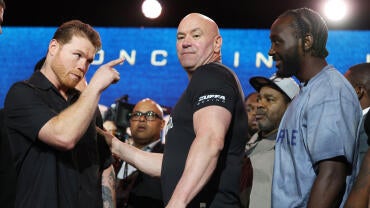 canelo-crawford-dana.jpg