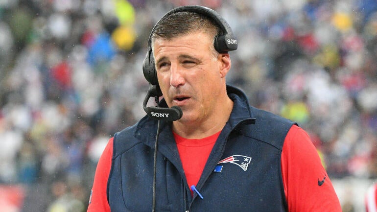 mike-vrabel-patriots-imagn.jpg