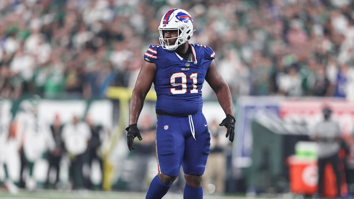Ed Oliver injury: Bills DL to miss Jets game after teammate steps on foot, could be out for multiple weeks - CBSSports.com