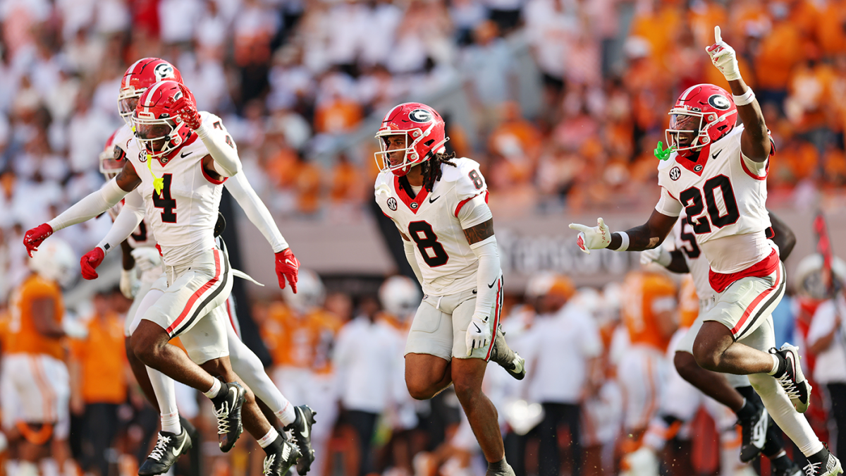 Georgia Outlasts Tennessee No 6 Dawgs Extend Streak Over No 15 Vols Dawgs 