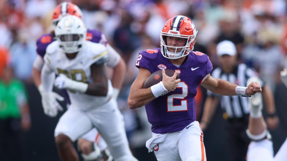 https://sportshub.cbsistatic.com/i/r/2025/09/14/094d5f5d-d3f1-4a46-9c0d-829d0e4dcb35/thumbnail/1200x675/71eb296964749c589c60a8f875cbb2f4/cade-klubnik-imagn.jpg