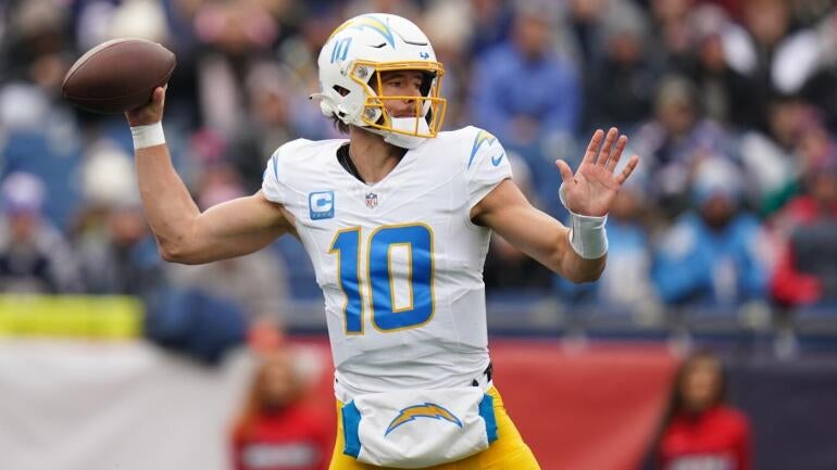 justin-herbert-cbs.jpg