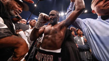 terence-crawford-celebrate-alvarez.jpg