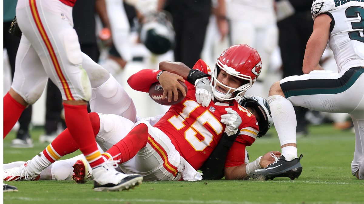 Chiefs panic meter: Can Patrick Mahomes and Co. make playoffs after 0-2 start? Why odds are against them - CBSSports.com