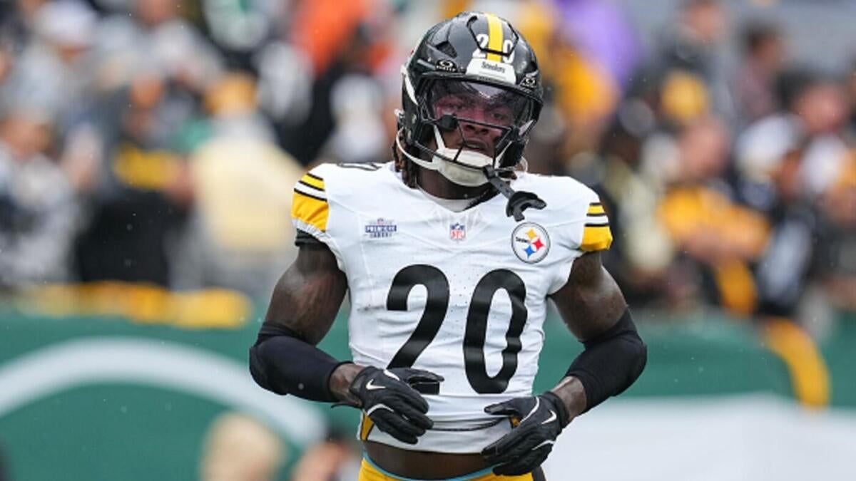 https://sportshub.cbsistatic.com/i/r/2025/09/16/17f84661-0cad-4e37-b3d1-07e595670231/thumbnail/1200x675/bbead648780c4f2bd7ab16f74c17d1ce/kalebjohnson.jpg