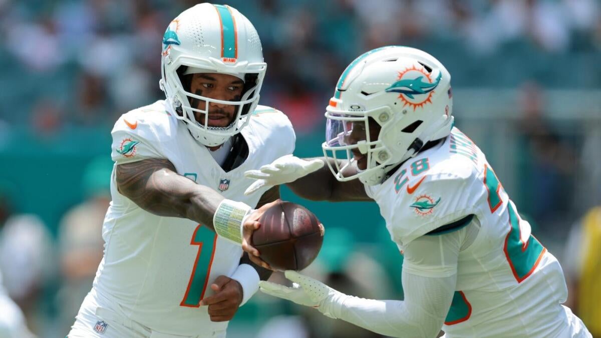 https://sportshub.cbsistatic.com/i/r/2025/09/18/b4e63ab8-0c08-42e0-b088-b5848bf04153/thumbnail/1200x675/192b2da820e4d42bb8530f7400997968/tau-tagovailoa-devon-achane-miami-dolphins-imagn-images.jpg