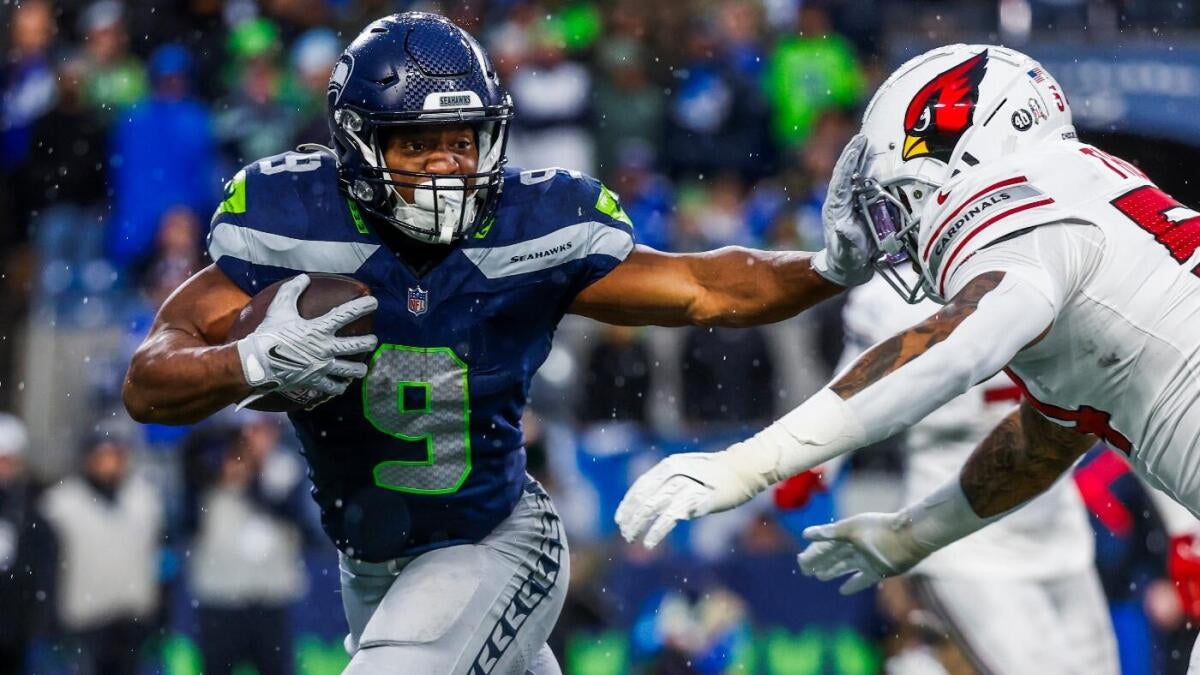 https://sportshub.cbsistatic.com/i/r/2025/09/19/4f803949-926c-4b03-9128-e2214add39b1/thumbnail/1200x675/98ce4c6ab3a6c9c2ff154b4922b9cc04/kenneth-walker-seattle-seahawks-imagn-images.jpg