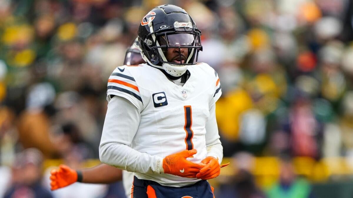 https://sportshub.cbsistatic.com/i/r/2025/09/20/cb4900f4-24e9-4dbd-a227-9db95b01dea1/thumbnail/1200x675/a6b48a851a2e30cdf64a4d2122229f37/jaylon-johnson.jpg