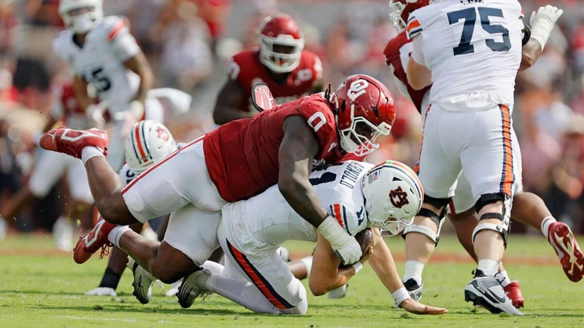 Faculty soccer winners, losers in Week 4: Oklahoma wreaking havoc up entrance