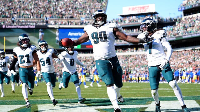 Jordan Davis seals Eagles’ 33-26 thrilling win over Rams with Philly’s ...