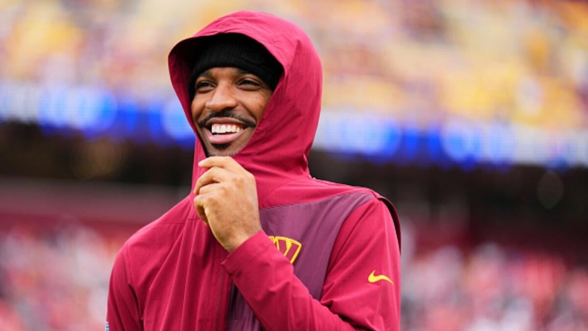 https://sportshub.cbsistatic.com/i/r/2025/09/22/430d2b62-5923-4816-9dce-1c7f86e17428/thumbnail/1200x675/9f115fad3f5a1666151c8f0a4d204f6c/danielscommanders.jpg