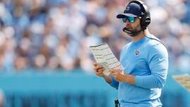 Brian Callahan renuncia a las tareas de juego de juego mientras los titanes buscan cavar de 0-3 hoyos