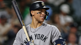 2025 MLB playoff picture: Baseball standings, tiebreakers, clinch scenarios with Yankees' magic number at one