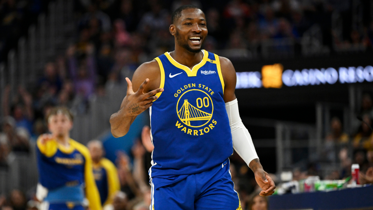 https://sportshub.cbsistatic.com/i/r/2025/09/24/2f6cd909-9a0d-4af3-80c6-564a16130e8b/thumbnail/1200x675/536f9cabe2fc463c2a733d9a692cf2d8/kuminga-getty.png