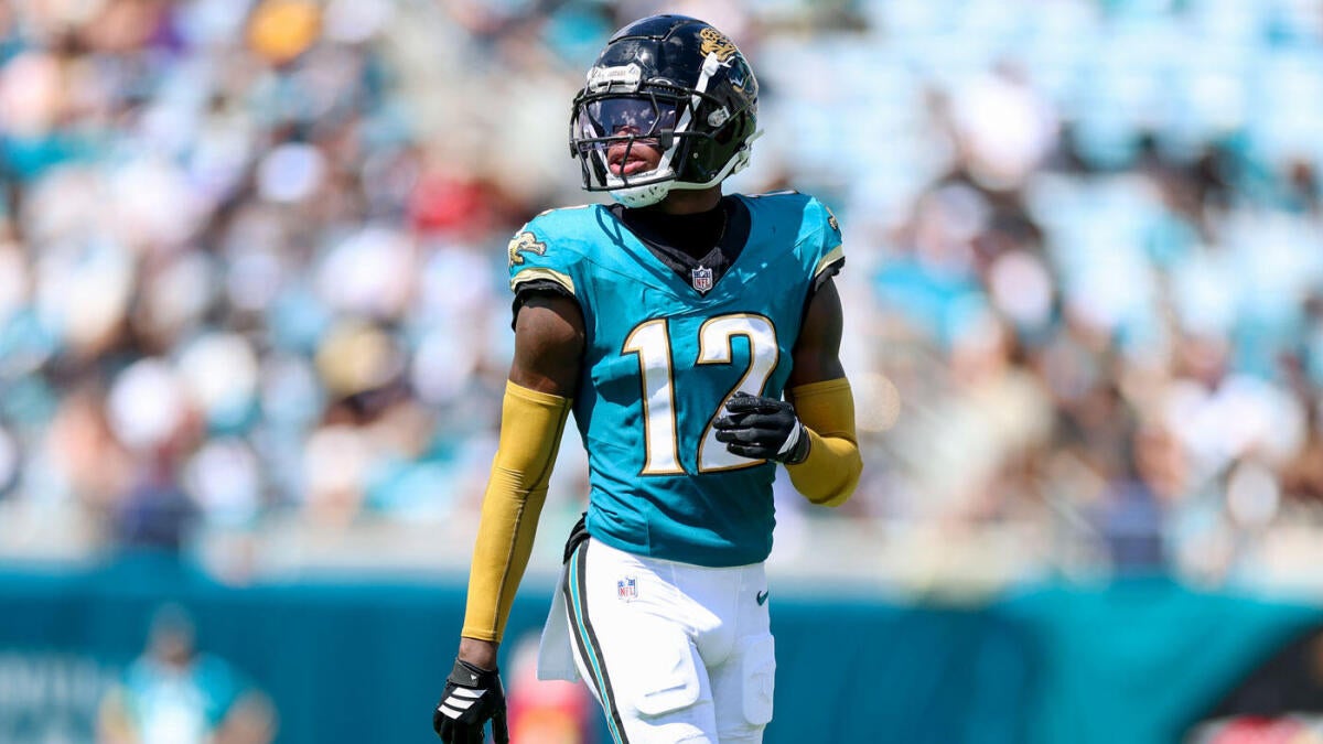https://sportshub.cbsistatic.com/i/r/2025/09/24/3069b926-eba5-451c-a897-c537032b185b/thumbnail/1200x675/e64e0f793ee46e9f90dfc3ea3fb60467/travis-hunter-jags-getty.jpg