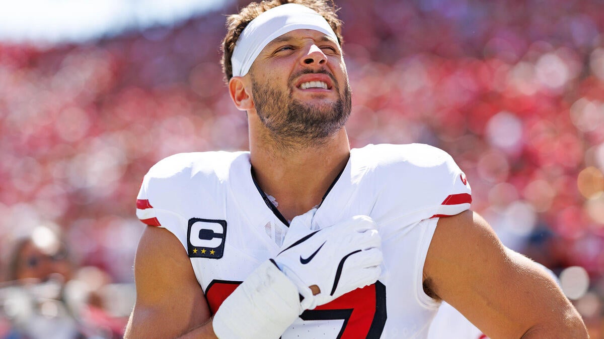 https://sportshub.cbsistatic.com/i/r/2025/09/24/407fbf1e-d875-499c-9ee2-37e8cbc25eb3/thumbnail/1200x675/69797a83da230fd970bc2f3c74434a0e/getty-nick-bosa-49ers.jpg
