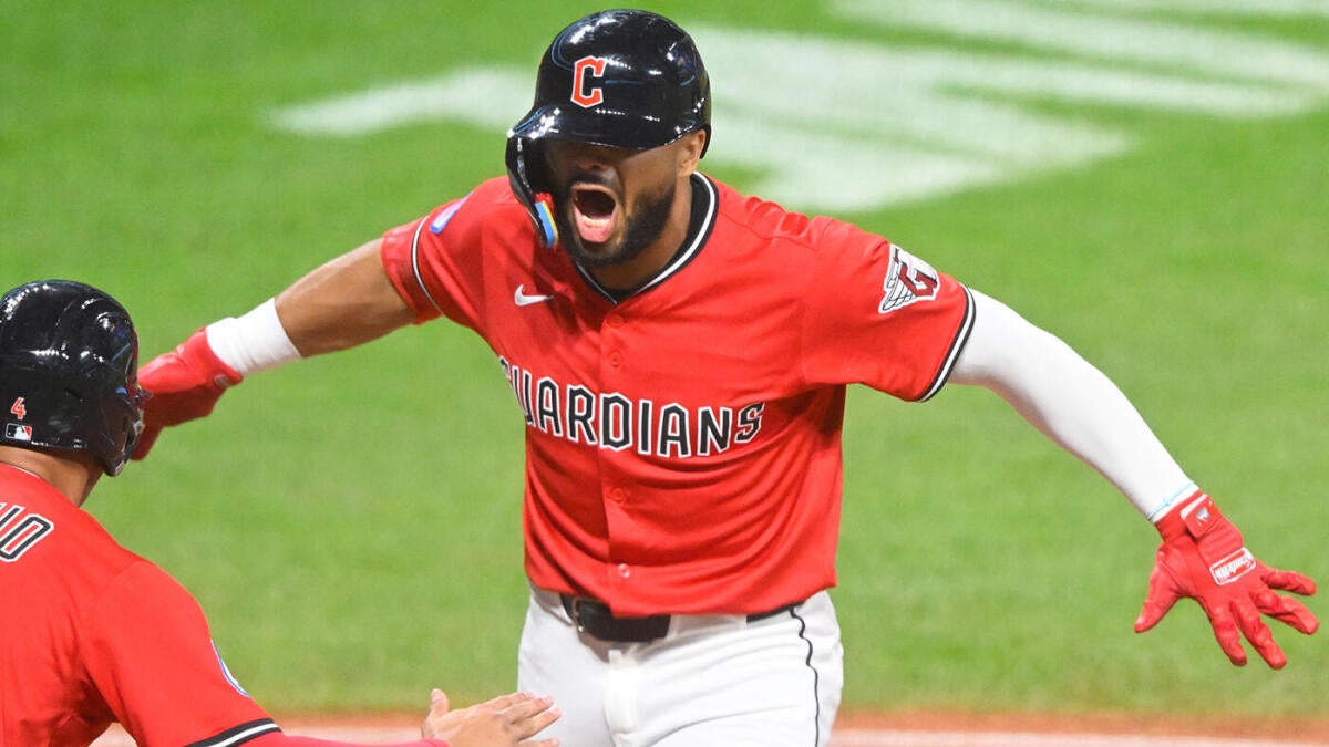 https://sportshub.cbsistatic.com/i/r/2025/09/25/68a28a5a-af5f-44de-8e79-c990a84497dc/thumbnail/1200x675/ef1ad4eb64b31af14aa64989a14d79e5/092425-guardians.jpg