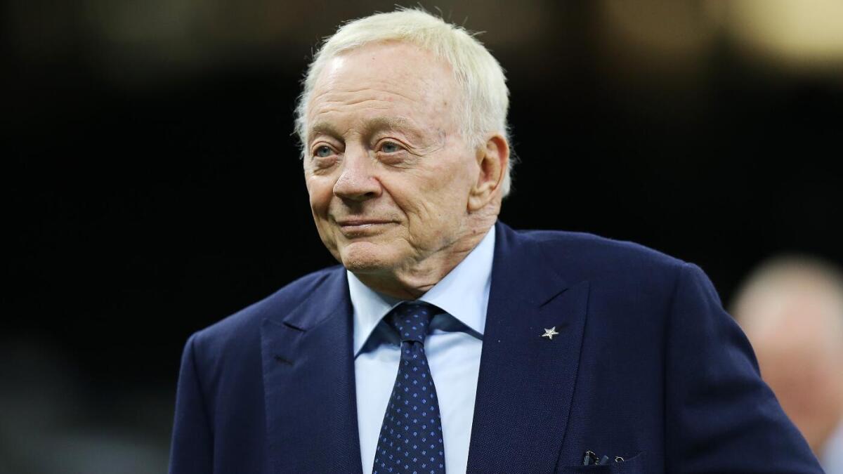 https://sportshub.cbsistatic.com/i/r/2025/09/26/821190eb-a11f-42cc-8f9f-6d9ca1fee5aa/thumbnail/1200x675/f88c19a428444f60c05a14798586f460/gettyimages-1356869110-2.jpg