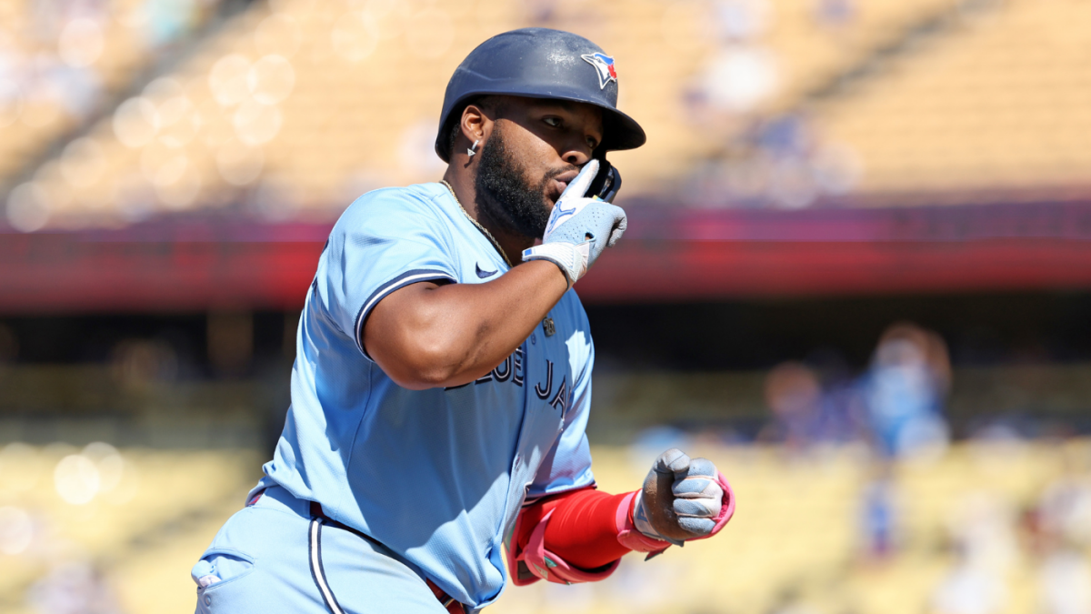 https://sportshub.cbsistatic.com/i/r/2025/09/28/8202f7ef-4ab8-4c4f-a1de-bb7ee0b39a4b/thumbnail/1200x675/739e4276a85d697c18bd9f9c1881850a/vlad-getty.png