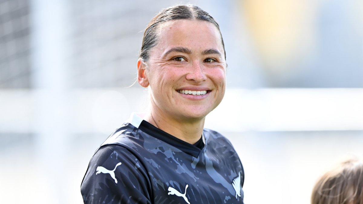 https://sportshub.cbsistatic.com/i/r/2025/09/30/26f4198e-aad1-400a-950e-d93bcd501846/thumbnail/1200x675/01759bcd7ccaa663084ddc2f77fbdf5d/untitled-design-2025-09-30t151736-072.png