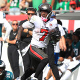 NFL picks: Justin Jefferson among WRs who make up this Week 5 parlay that pays better than 5-1 at BetMGM 3 bucky-irving-buccaneers.jpg