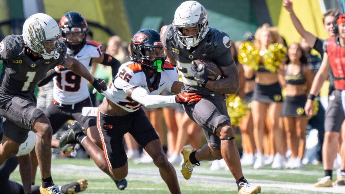 Oregon's prized transfer RB to redshirt rest of year