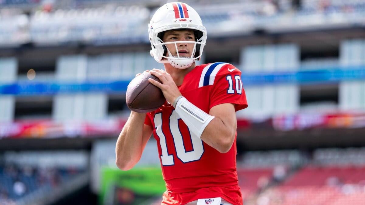 https://sportshub.cbsistatic.com/i/r/2025/10/02/1698b2b5-c9f7-4ddb-be20-9413473539d3/thumbnail/1200x675/53ce4813d7a1dc529426d3801c03010a/drake-maye.jpg