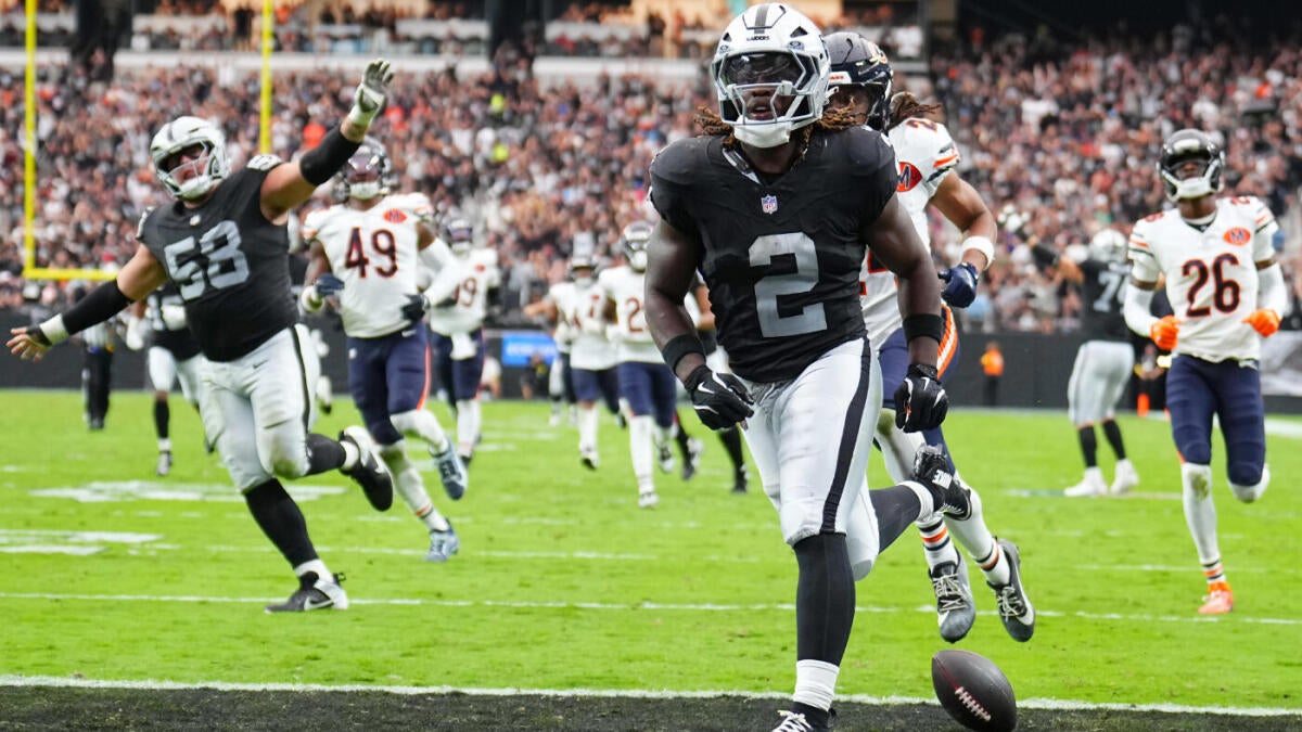 https://sportshub.cbsistatic.com/i/r/2025/10/02/69d8dff5-87d1-4607-a5bf-3438b9f722af/thumbnail/1200x675/04671b93858b6eb562978729d6daa94c/adobe-express-file-16.jpg