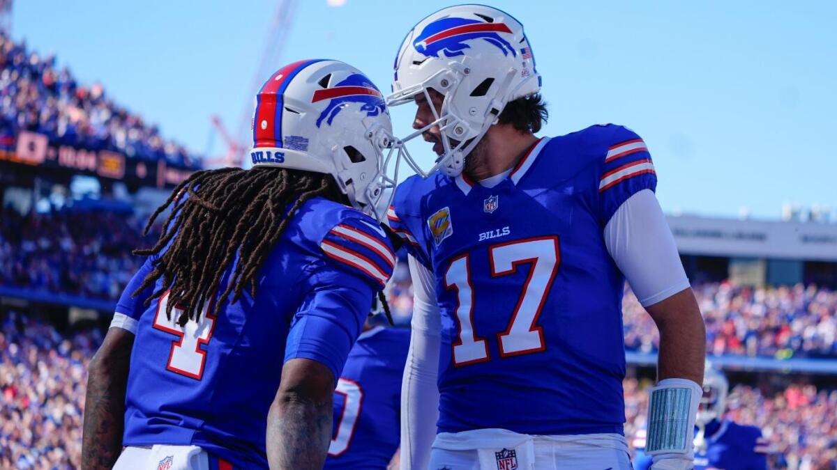 https://sportshub.cbsistatic.com/i/r/2025/10/03/260b8efa-2b13-4885-b459-e6ff3dc7a776/thumbnail/1200x675/a5cd23ccc620c2af75c90d40debe917b/josh-allen-james-cook-bills-cbs.jpg