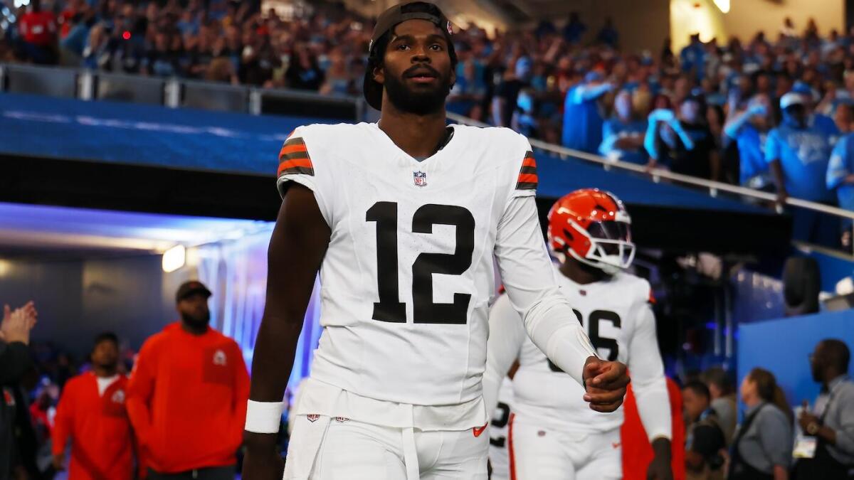 https://sportshub.cbsistatic.com/i/r/2025/10/04/31f3adf1-7dee-4952-ac25-685e482735ab/thumbnail/1200x675/dcbf2e3d9c450ee37d0bd67bdee31e4c/sanders.jpg