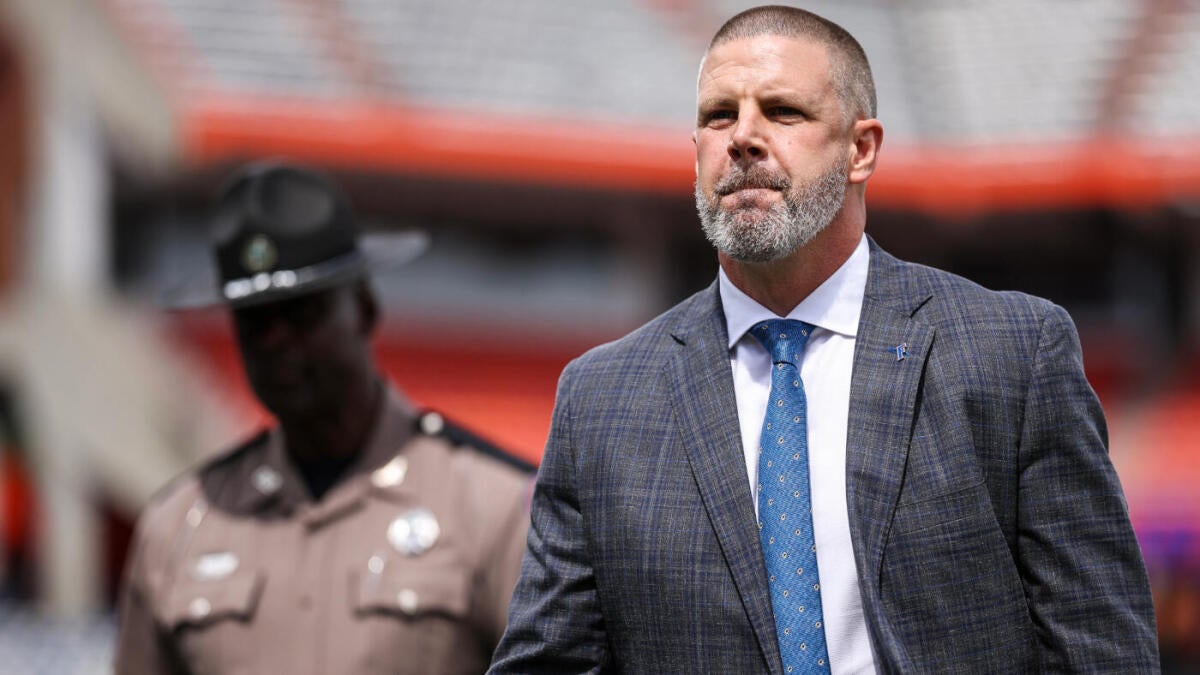 https://sportshub.cbsistatic.com/i/r/2025/10/04/5ed9f86c-31de-4297-ad89-8b70eb68f68d/thumbnail/1200x675/72676c25993d4adab94e6d1443625056/adobe-express-file-24.jpg