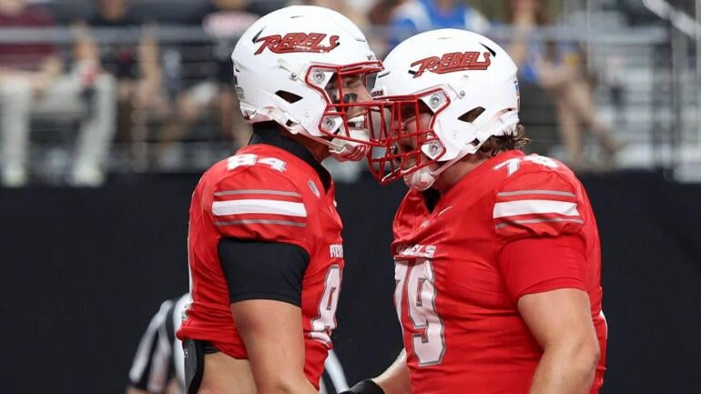 UNLV vs. Wyoming live stream, where to watch online, CBS Sports Network channel finder, odds 2 hunter-watson-sam-houston.jpg