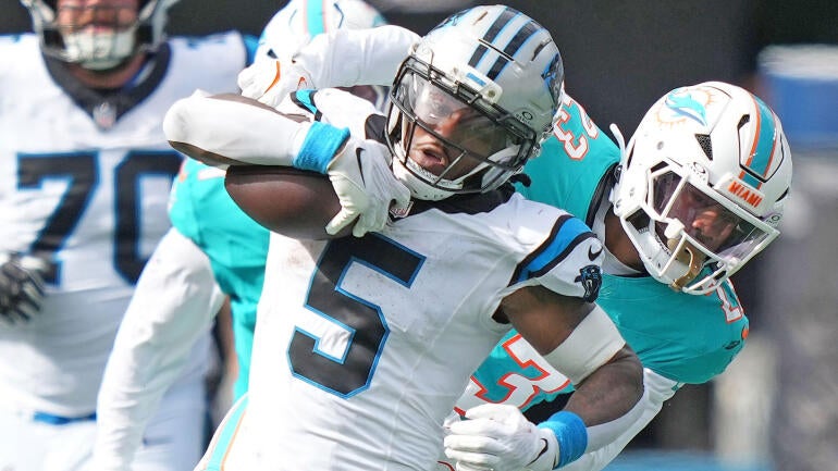Rico Dowdle em ação pelo Carolina Panthers.